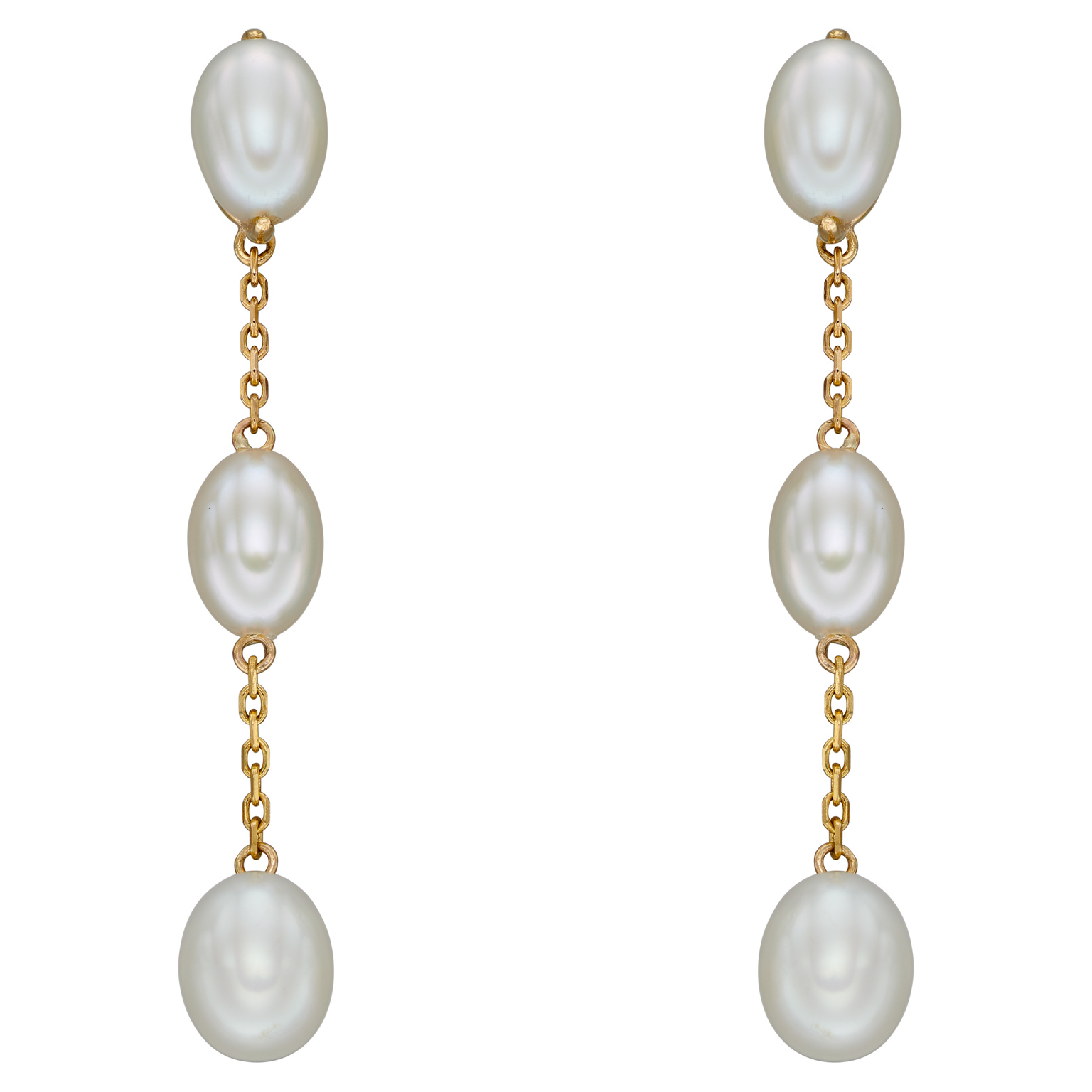 9ct yellow gold stud earrings with freshwater pearl